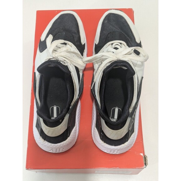Nike Men\'s Air Huarache Black/White 10.5 US